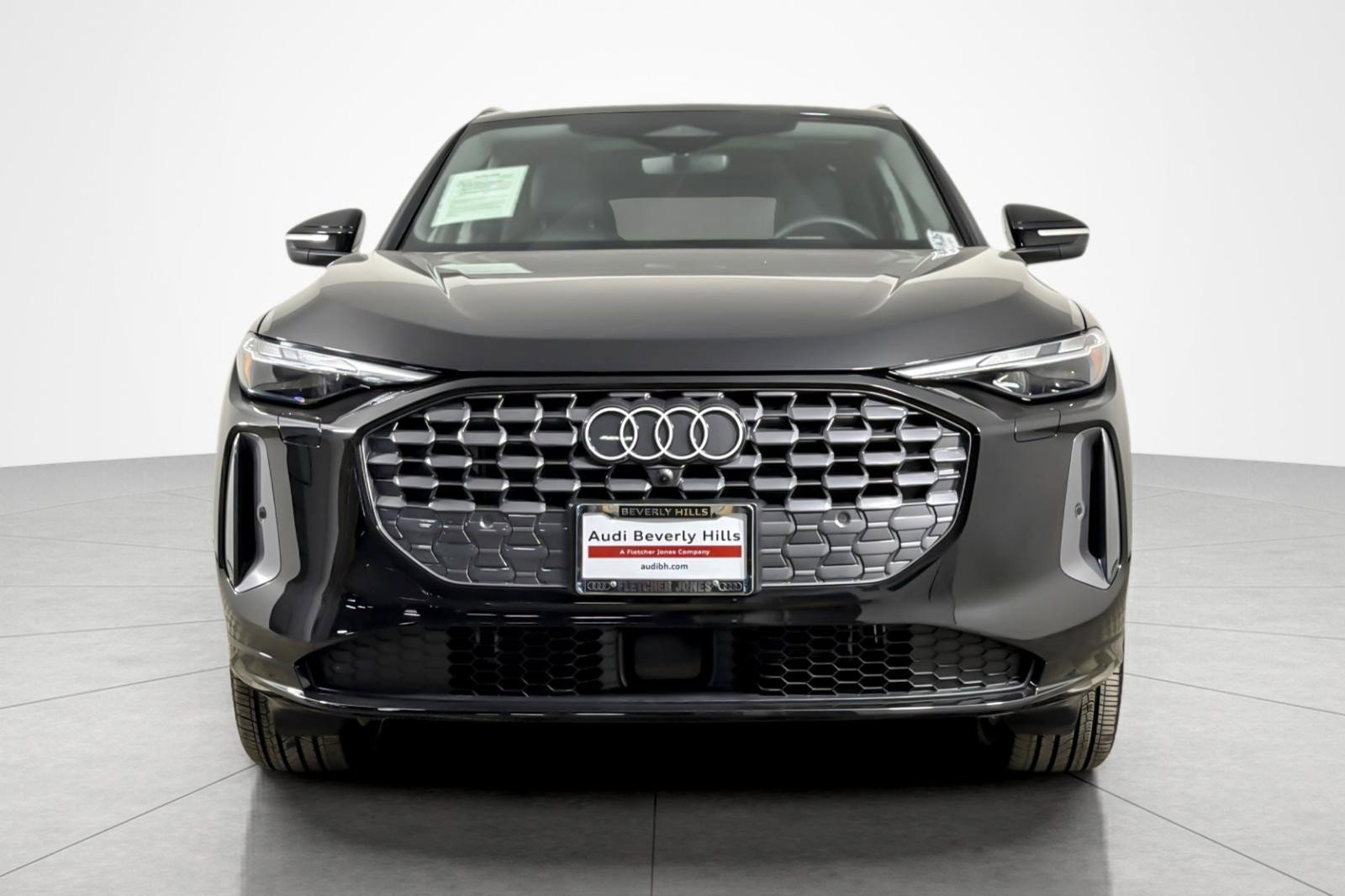 Used 2025 Audi Q5 Premium w/ Convenience Package AWD/4WD image 8
