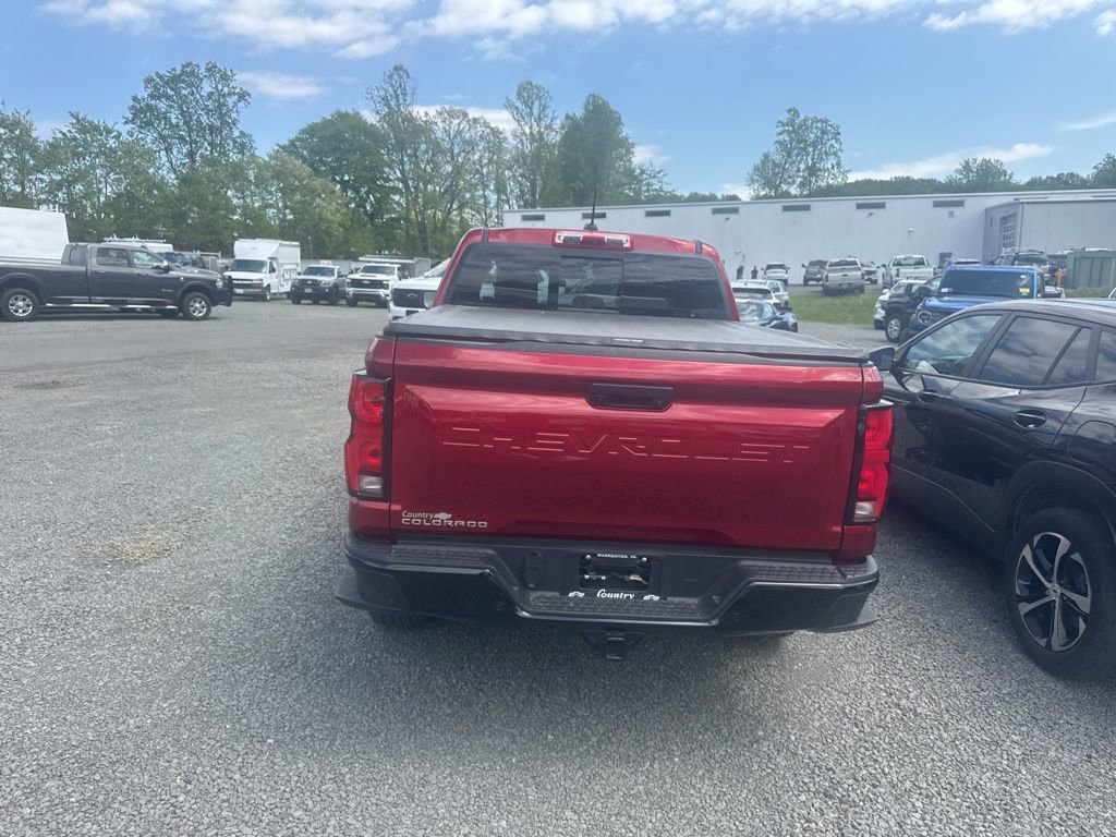 Used 2024 Chevrolet Colorado Z71 w/ Z71 Convenience Package 2 AWD/4WD image 6