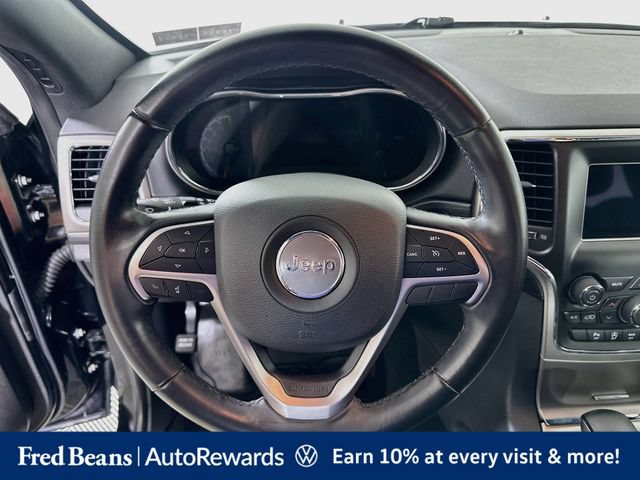 Used 2019 Jeep Grand Cherokee Laredo AWD/4WD image 15