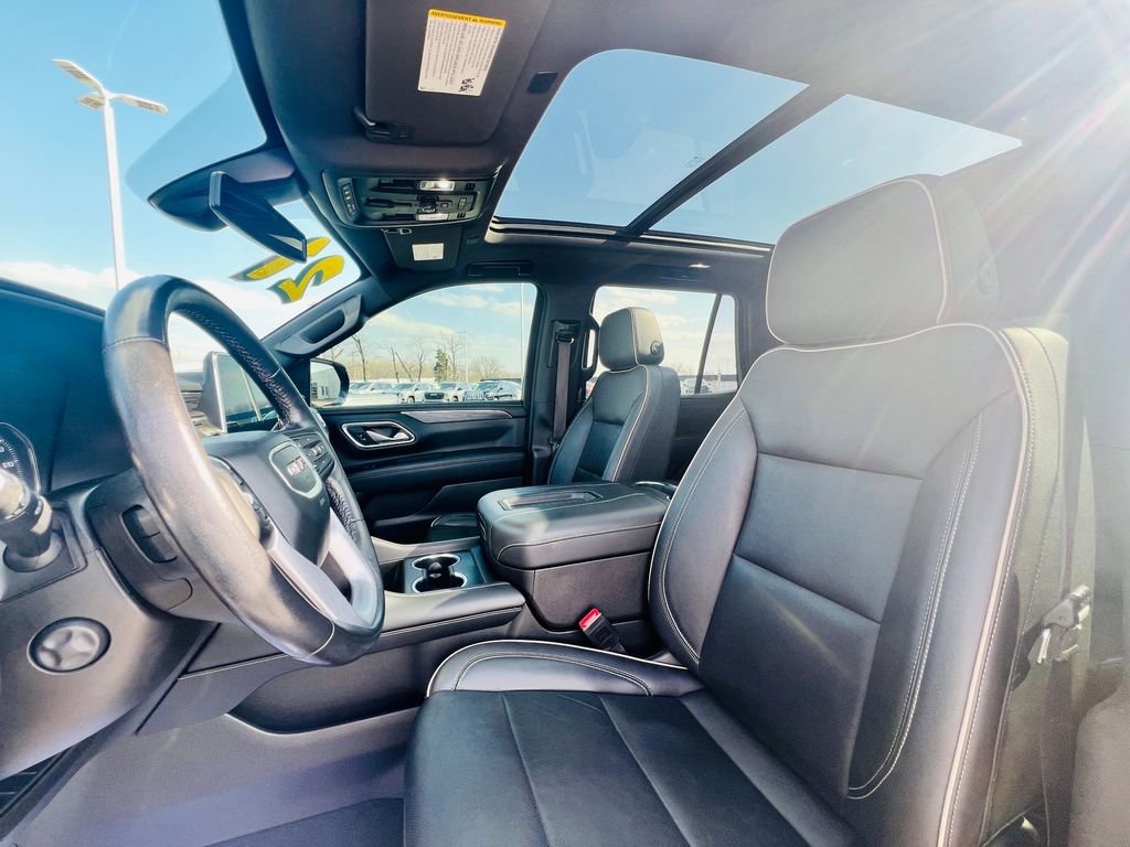 Used 2021 GMC Yukon SLT w/ SLT Premium Package image 17