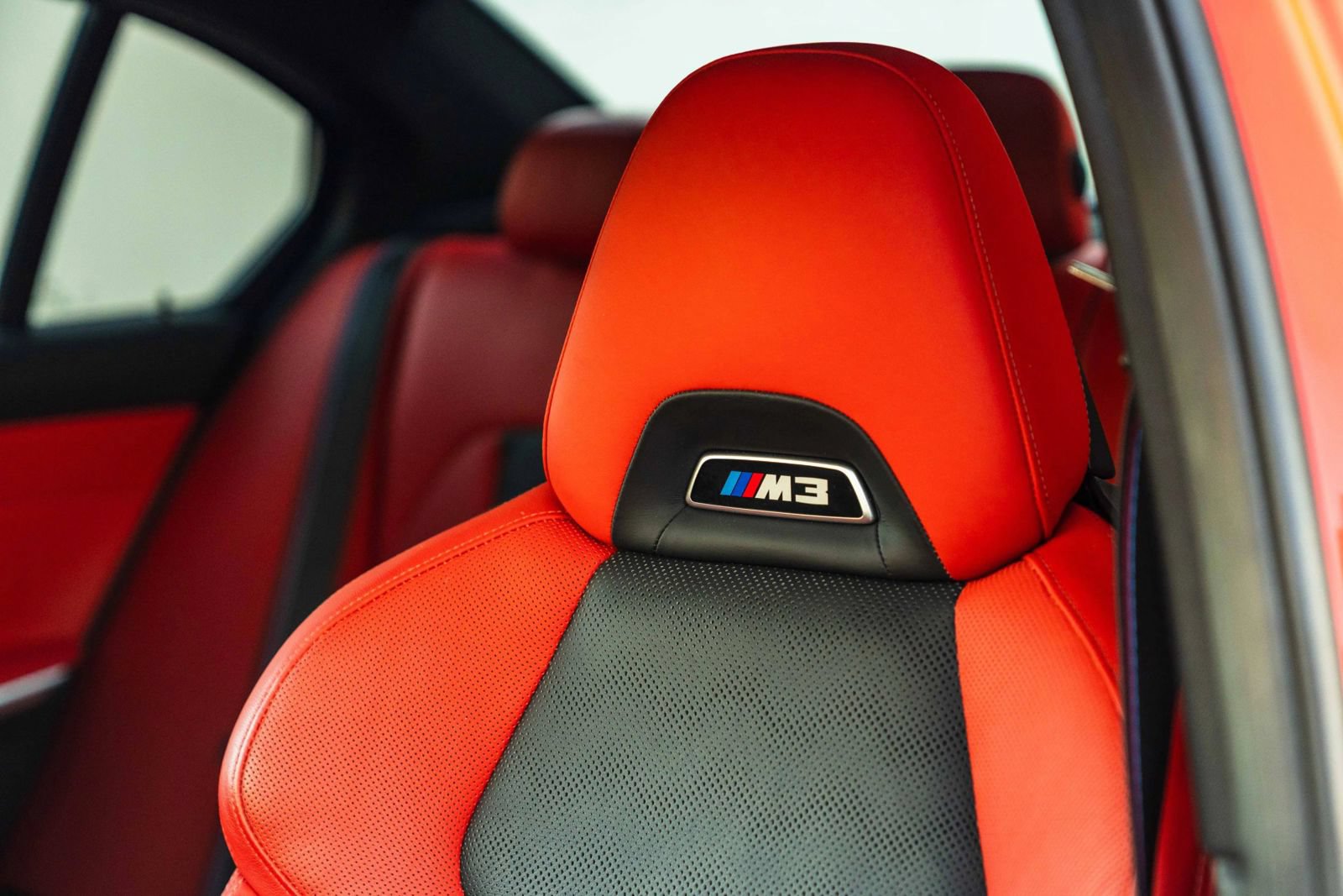 Used 2023 BMW M3 Competition w/ M Carbon Exterior Package AWD/4WD image 36