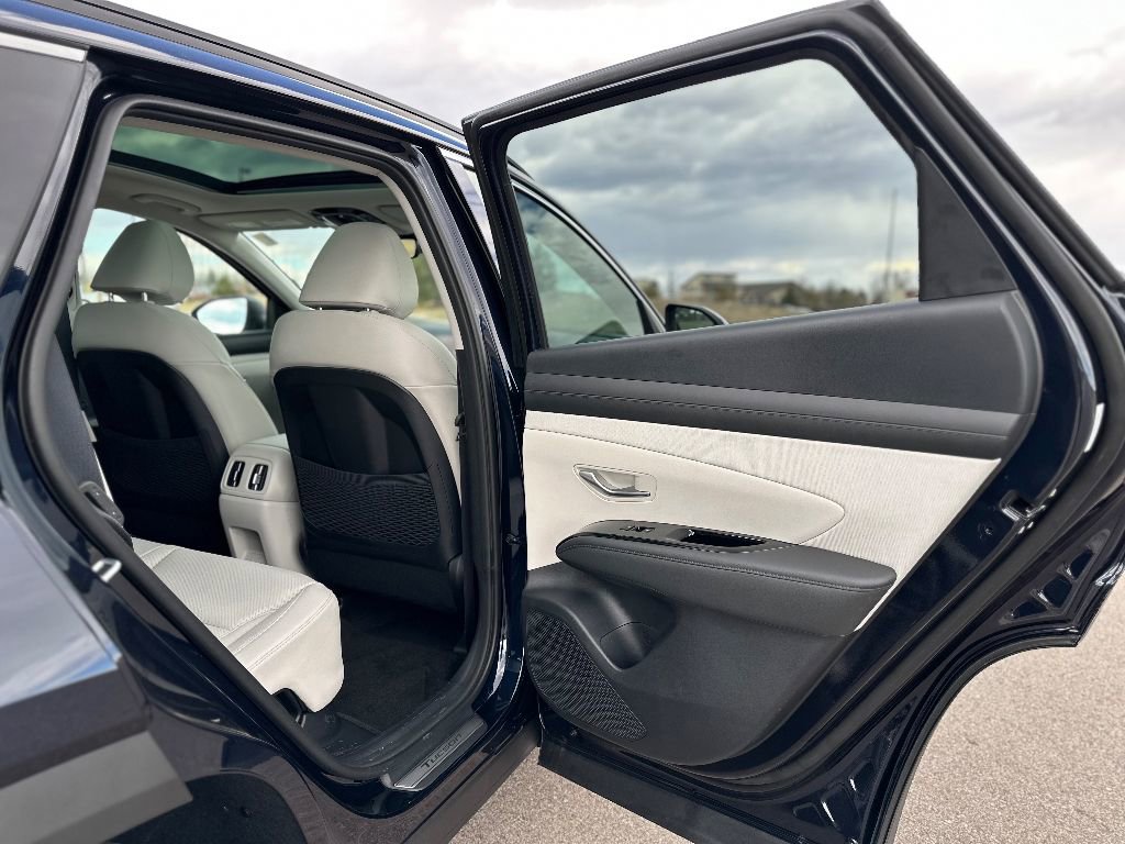 New 2025 Hyundai Tucson Limited image 23
