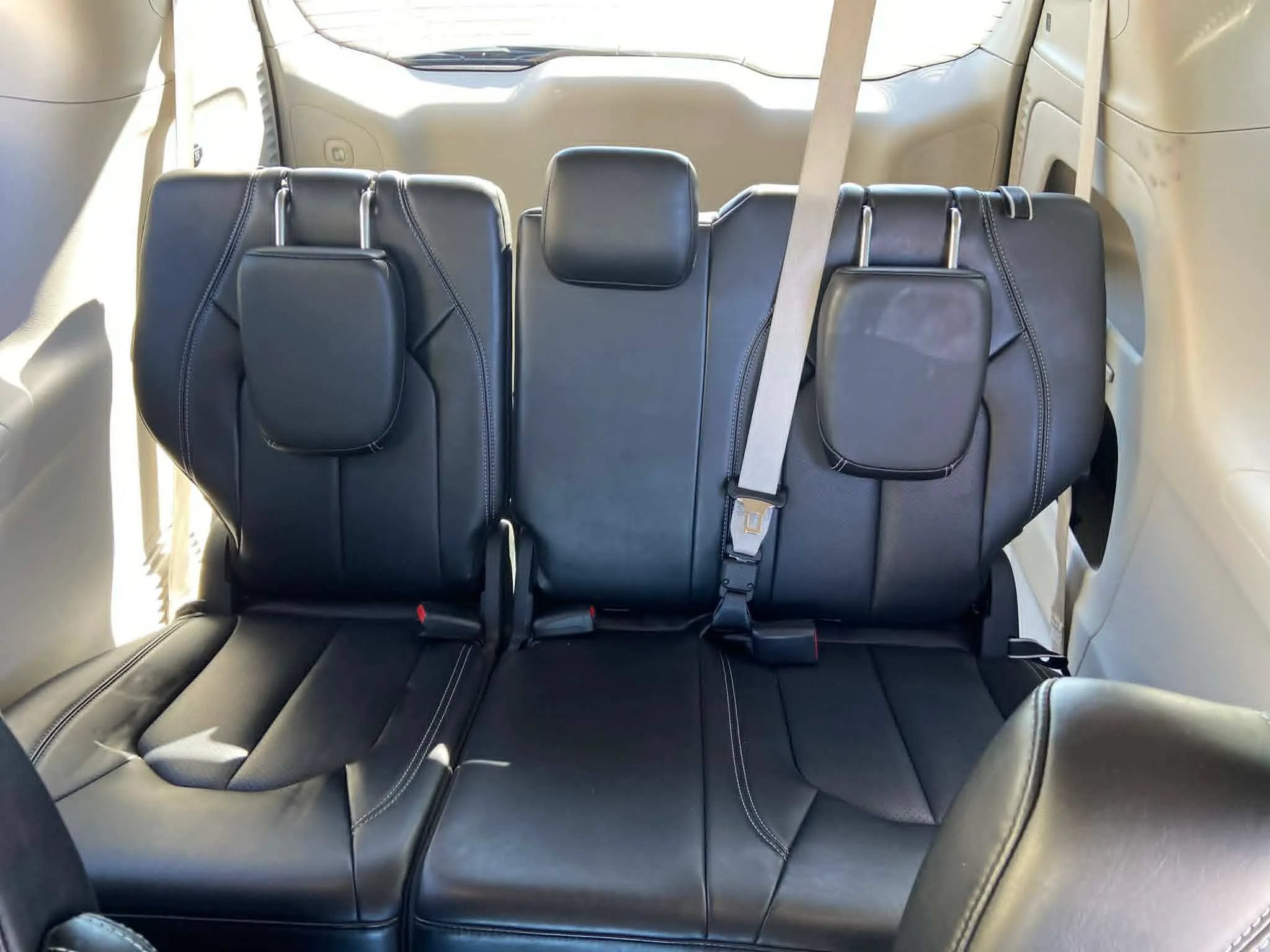 Used 2024 Chrysler Pacifica Touring-L FWD image 13