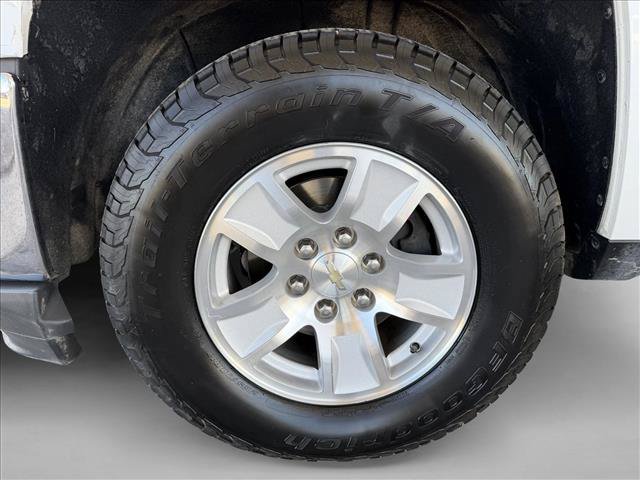 Used 2018 Chevrolet Silverado 1500 LT w/ LT Eassist Package RWD image 21