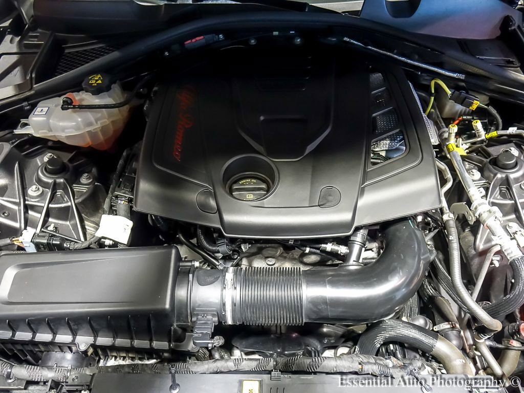 Used 2023 Alfa Romeo Giulia Veloce image 32