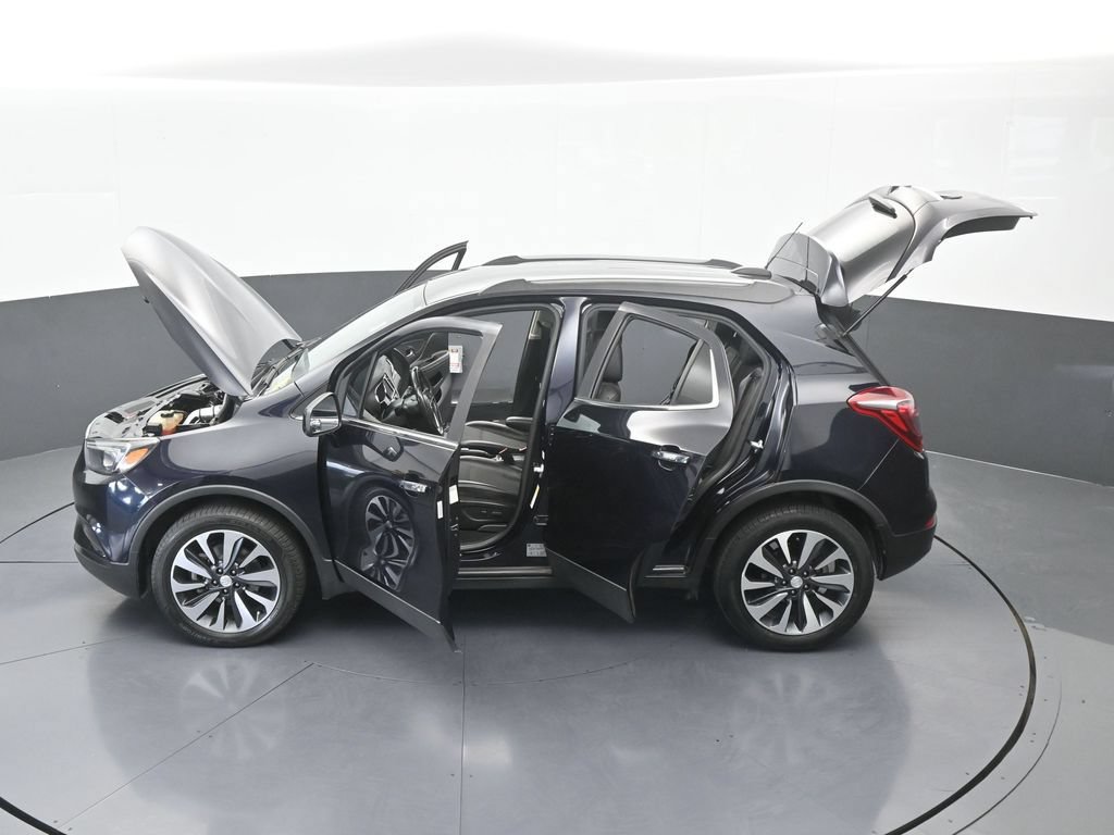 Used 2021 Buick Encore Preferred AWD/4WD image 62