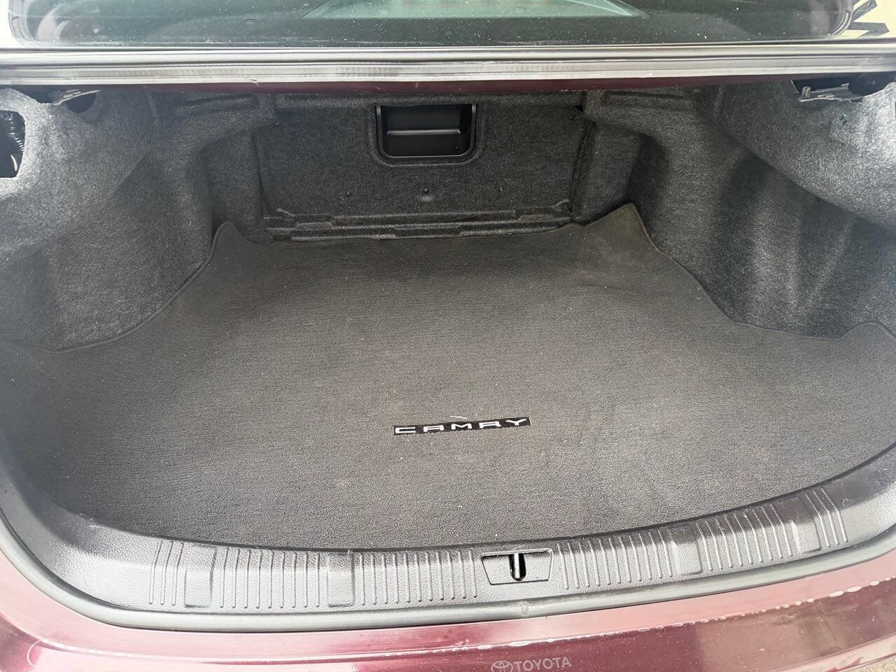 Used 2013 Toyota Avalon XLE Premium image 28