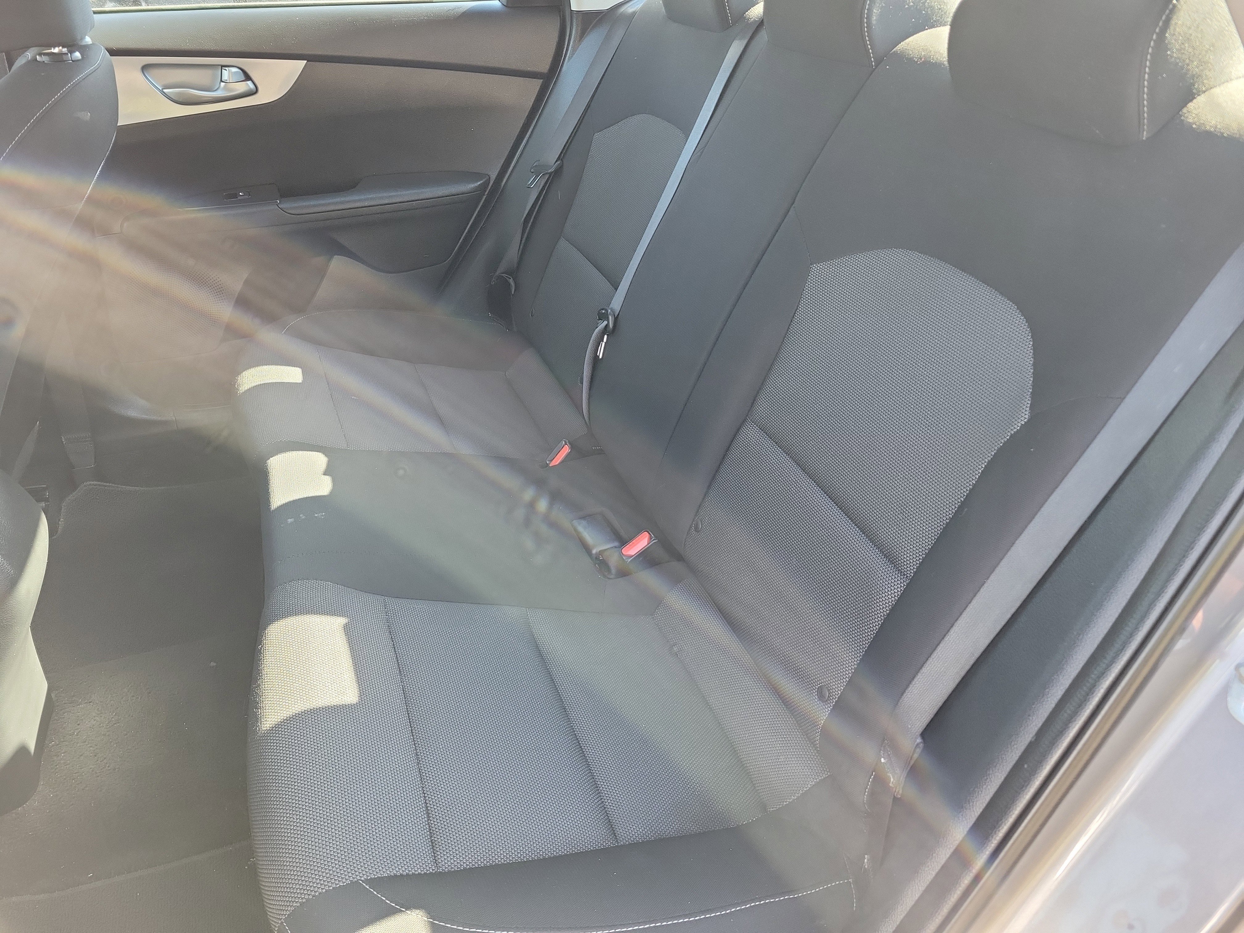 Used 2023 Kia Forte LXS FWD image 7