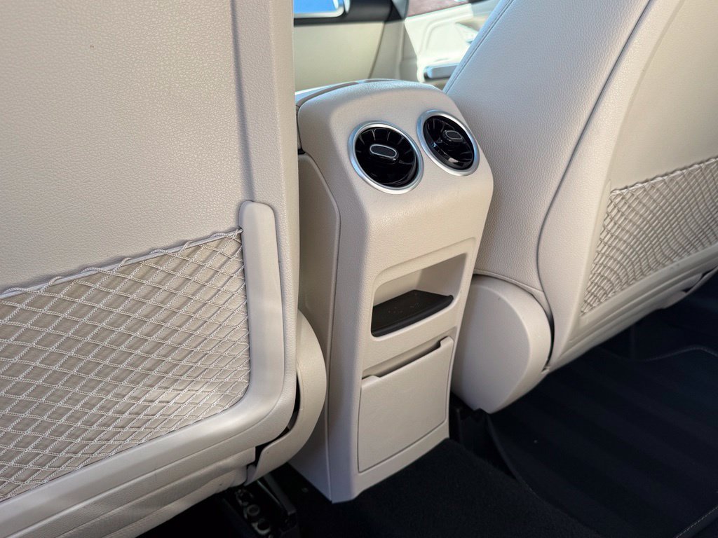Used 2023 Mercedes-Benz GLB 250 4MATIC image 19