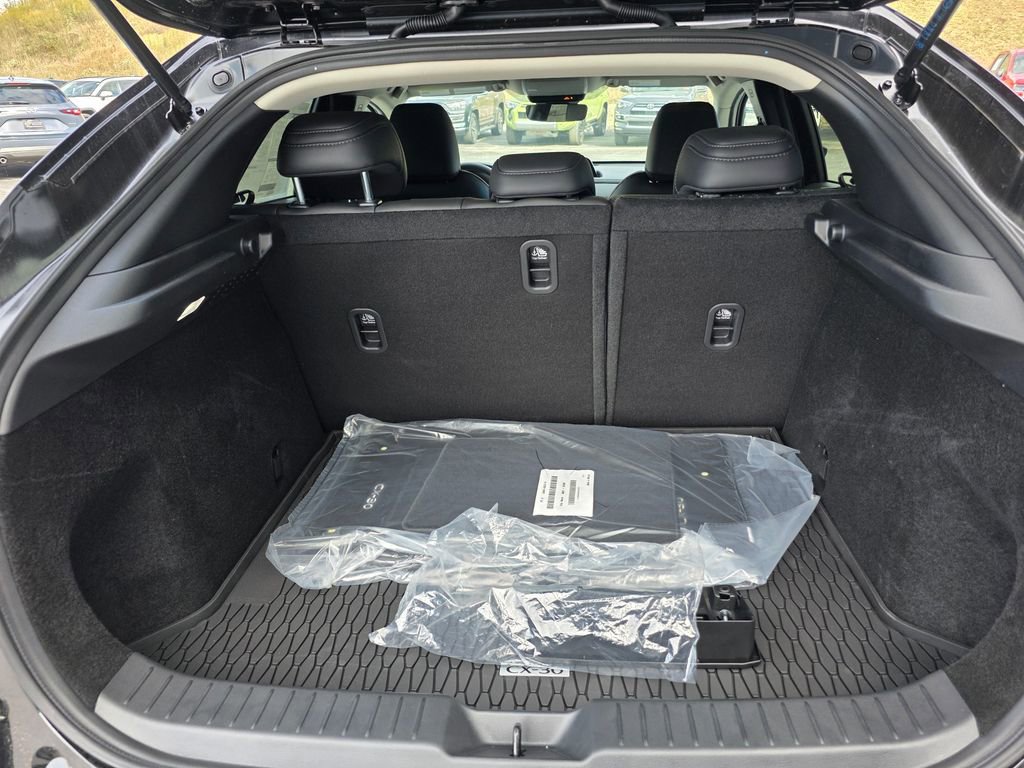 New 2025 MAZDA CX-30 AWD 2.5 S w/ Select Sport Pkg image 7