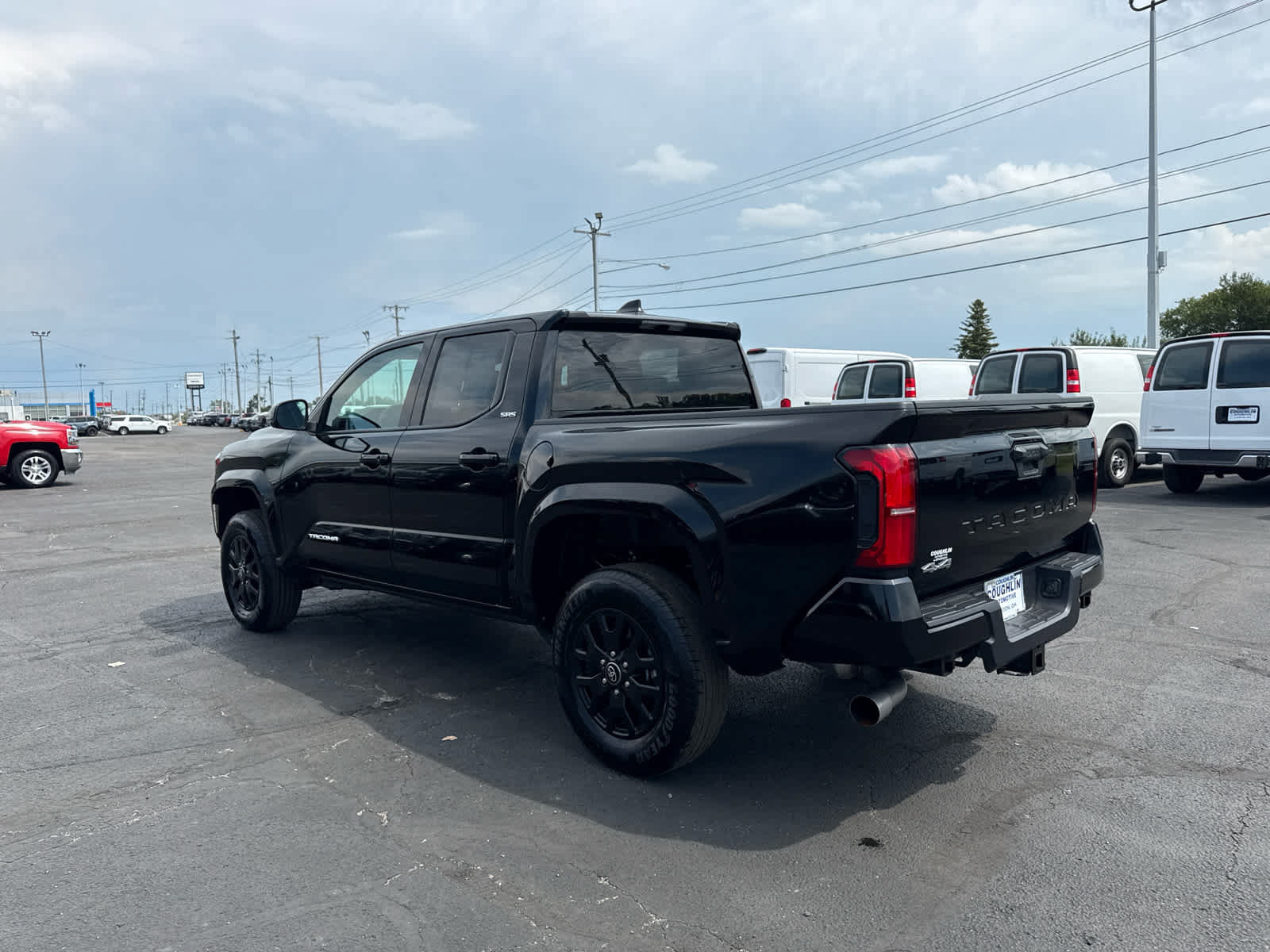 Used 2026 Toyota Tacoma SR5 AWD/4WD image 3