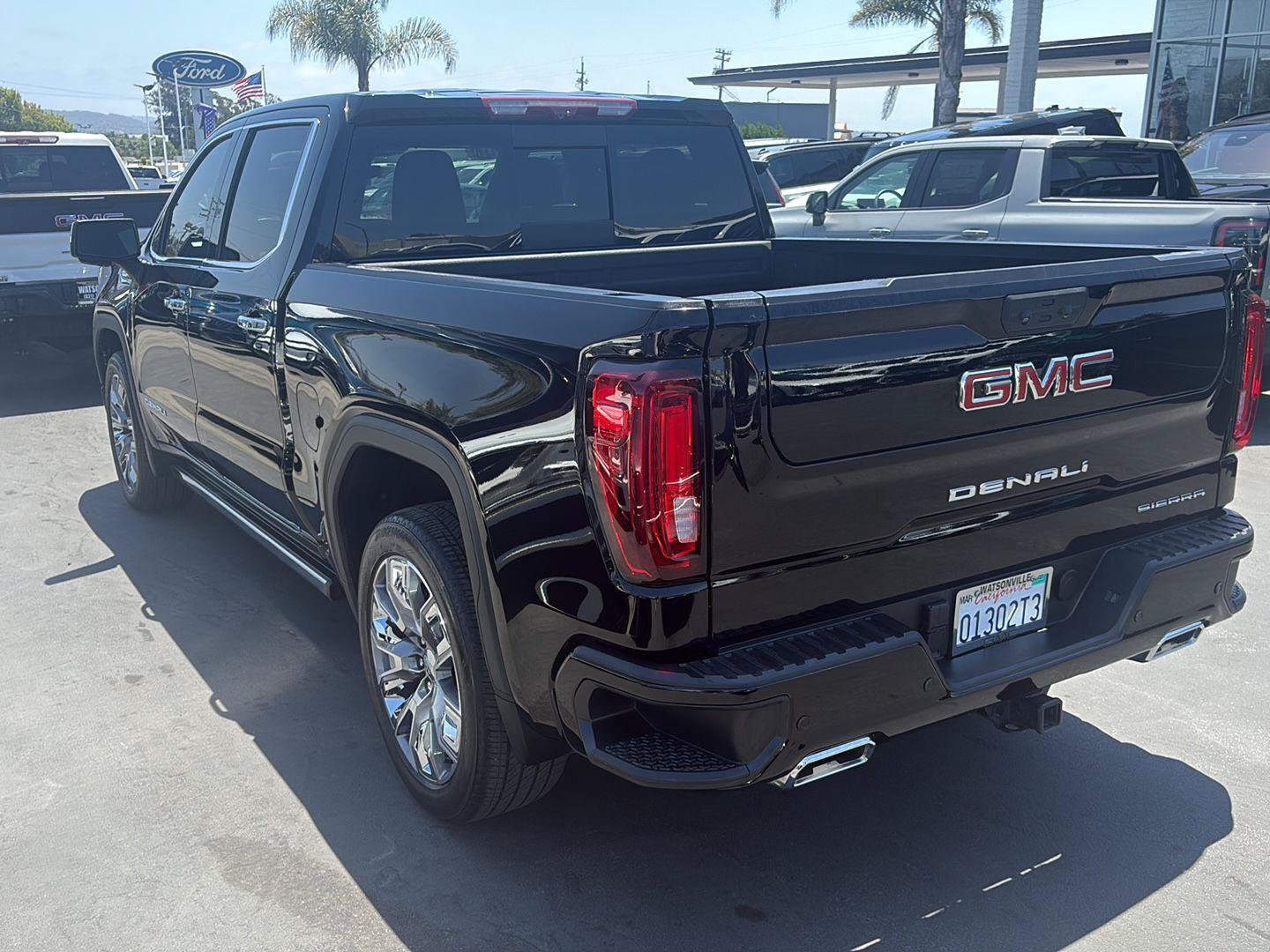 Used 2023 GMC Sierra 1500 Denali w/ Denali Reserve Package AWD/4WD image 9