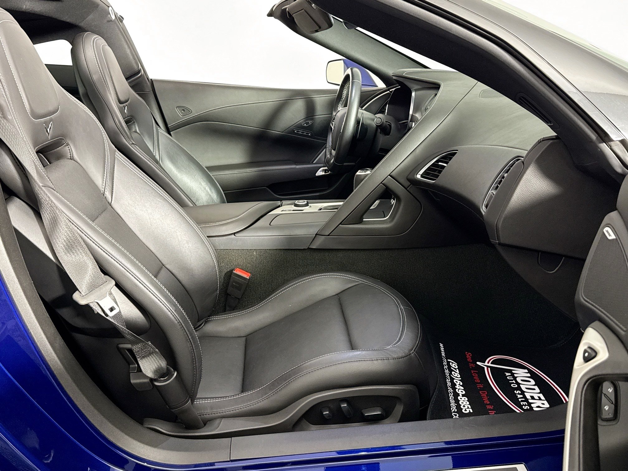 Used 2019 Chevrolet Corvette Grand Sport RWD image 32