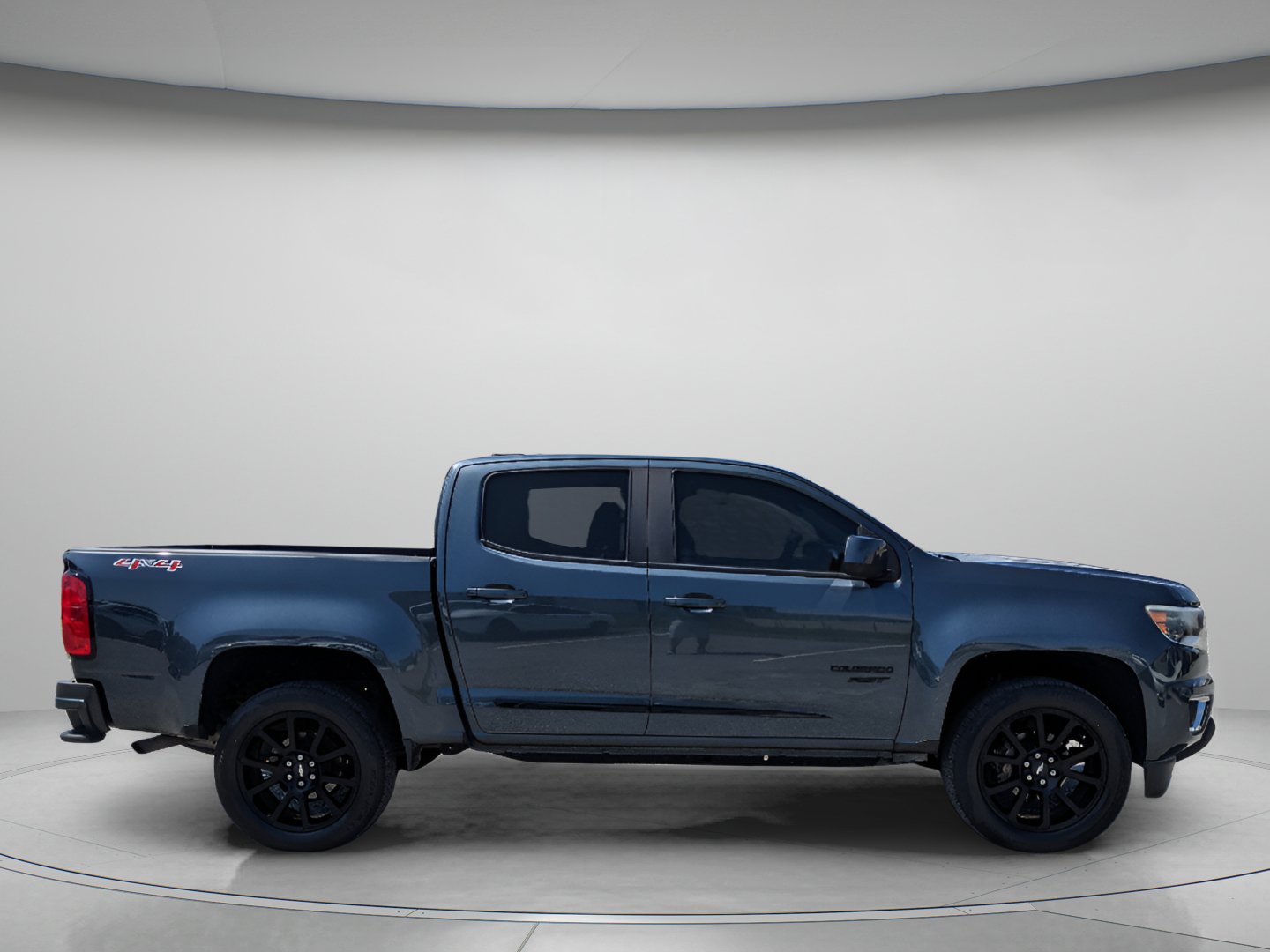 Used 2019 Chevrolet Colorado LT w/ Colorado RST Special Edition AWD/4WD image 9
