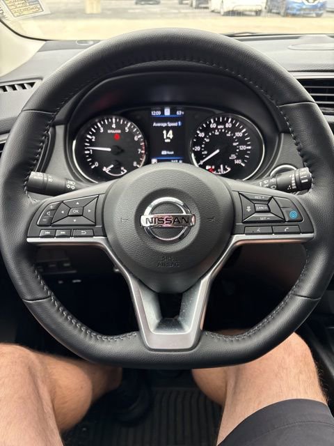 Used 2022 Nissan Rogue Sport SL w/ Premium Package AWD/4WD image 8