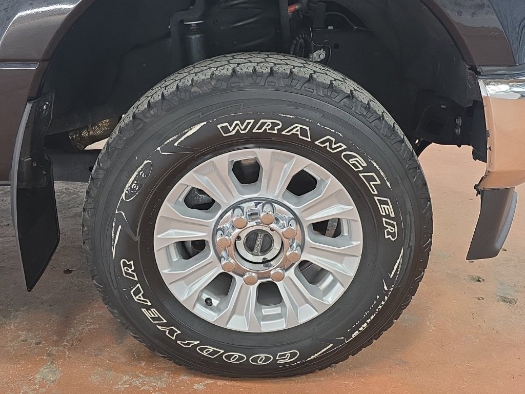 Used 2022 Ford F250 XL w/ STX Appearance Package image 11