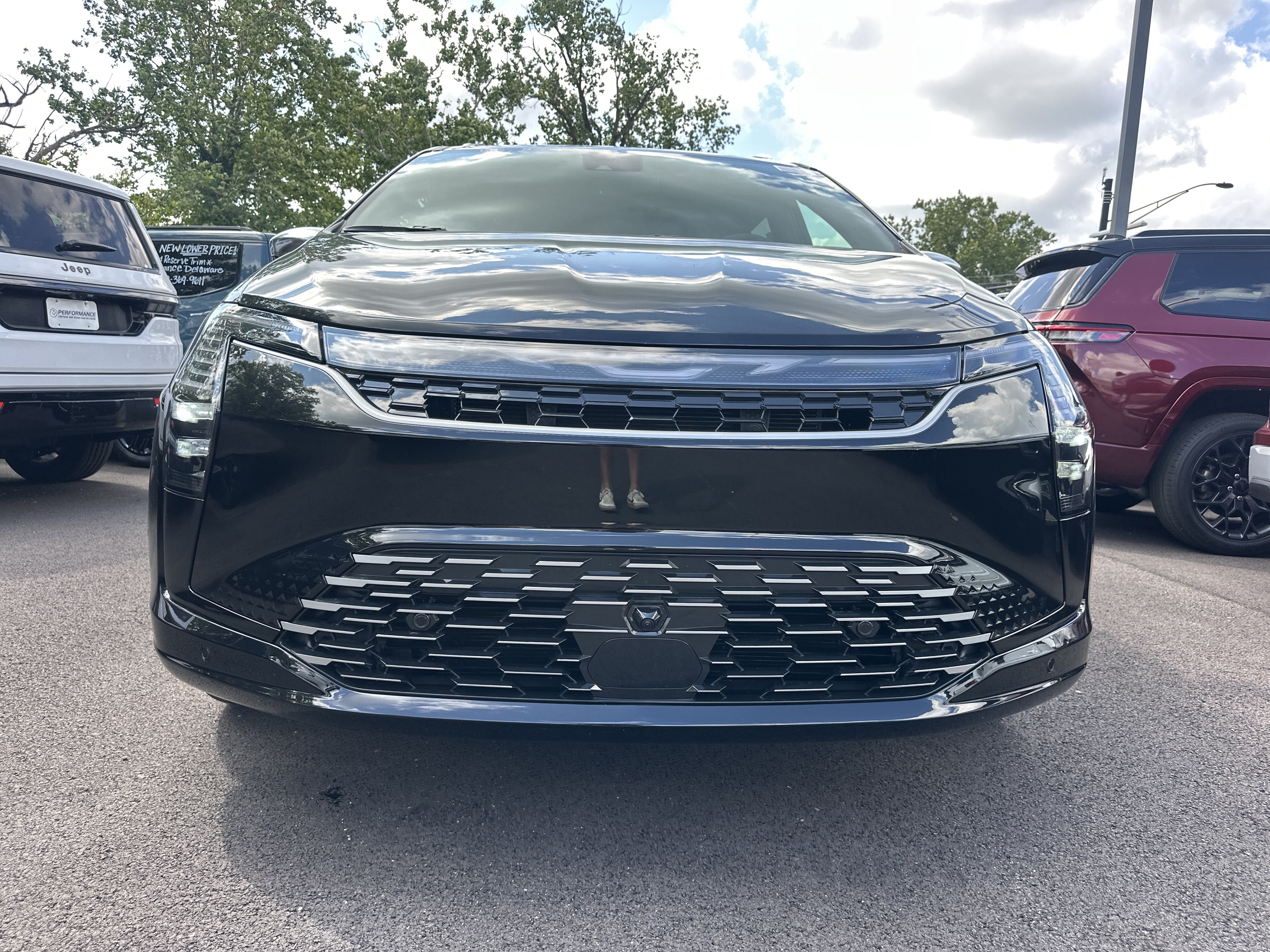 New 2027 Chrysler Pacifica Pinnacle AWD/4WD image 24