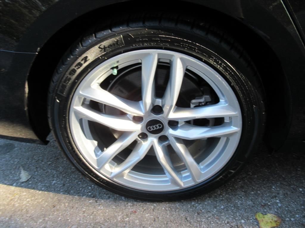 Used 2022 Audi A4 2.0T Premium Plus image 7