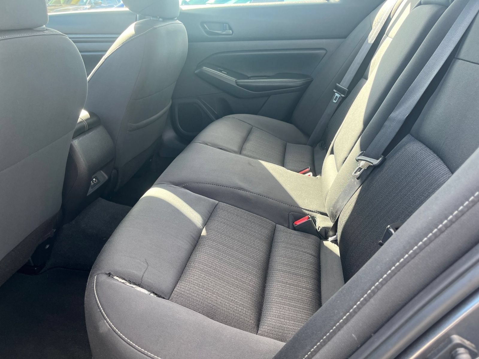 Used 2025 Nissan Altima 2.5 SV FWD image 22