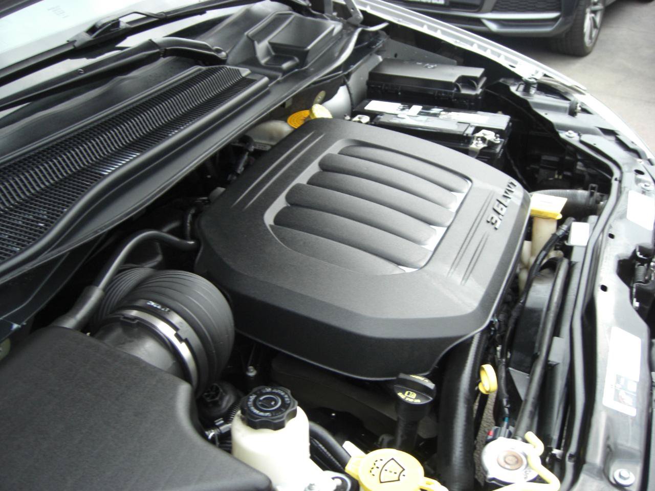 Used 2019 Dodge Grand Caravan SE FWD image 18