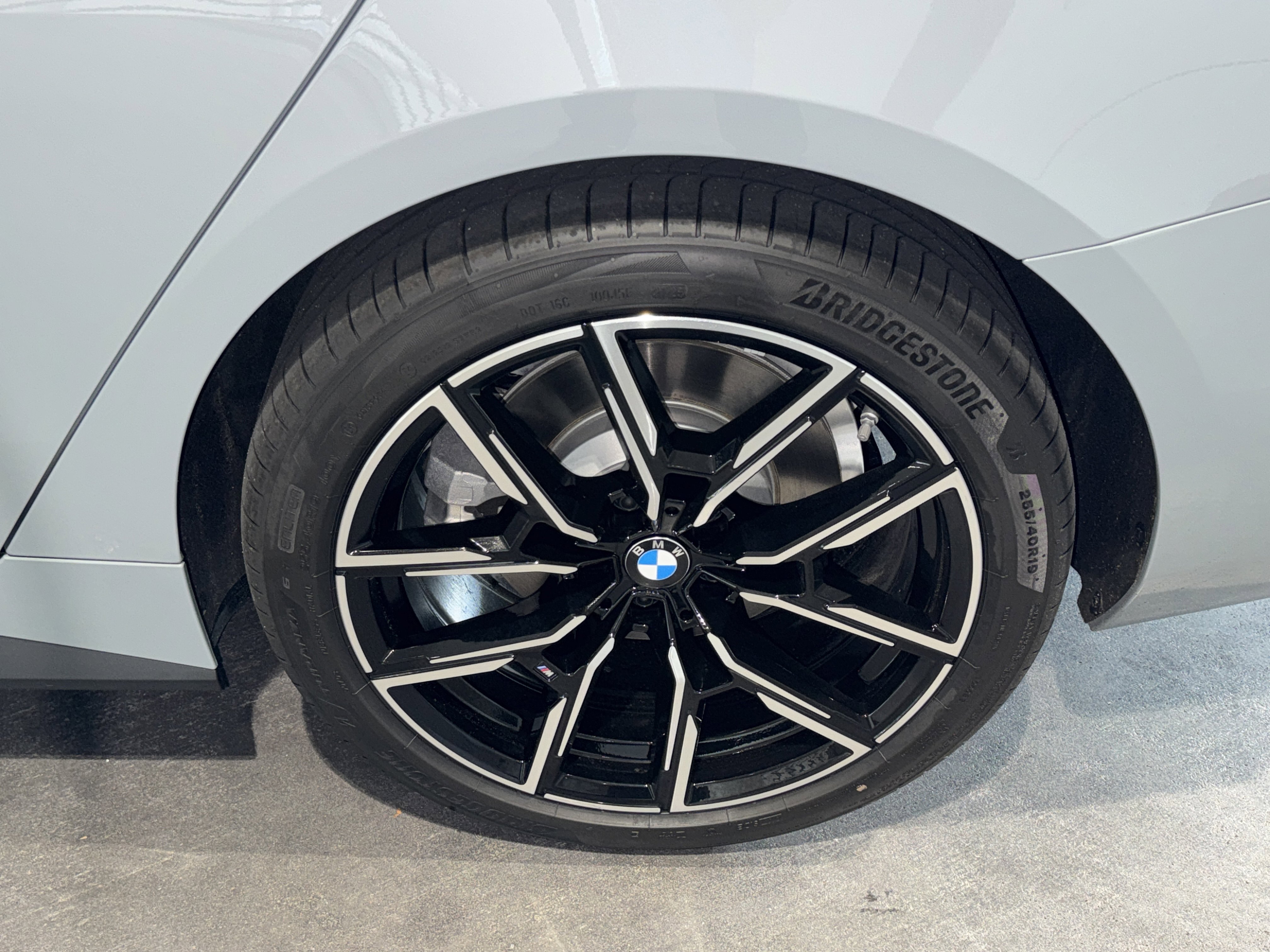 New 2026 BMW i4 eDrive40 w/ M Sport Package image 25