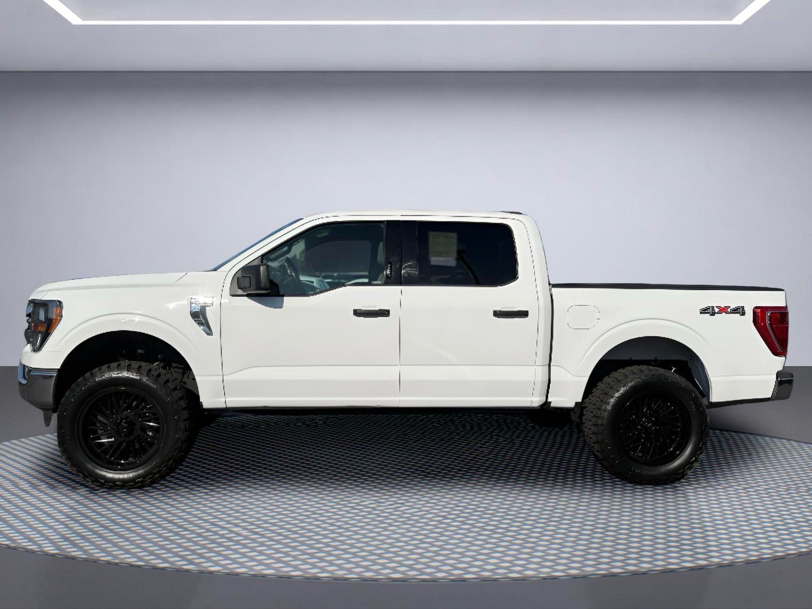 Used 2023 Ford F150 XLT w/ Equipment Group 301A Mid AWD/4WD image 3