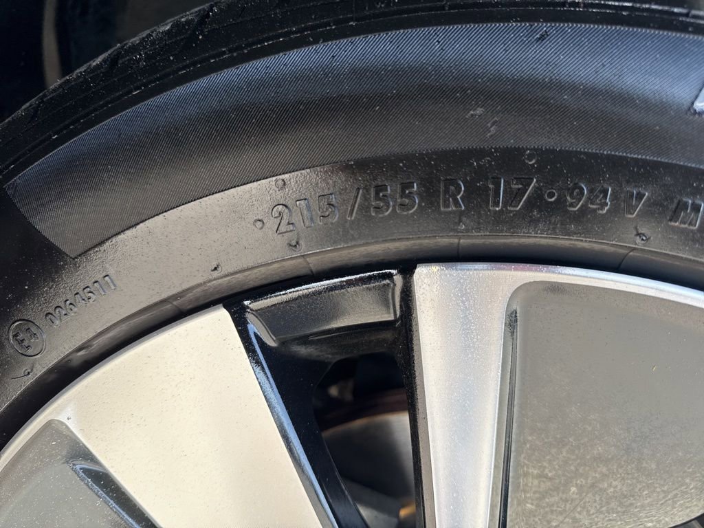 Used 2021 Nissan Altima 2.5 SV w/ SV Premium Package image 32