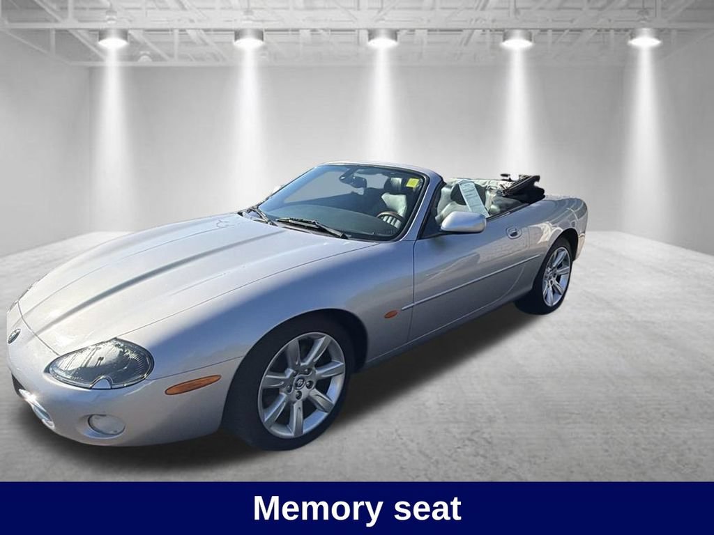 Used 2003 Jaguar XK8 Convertible RWD image 9