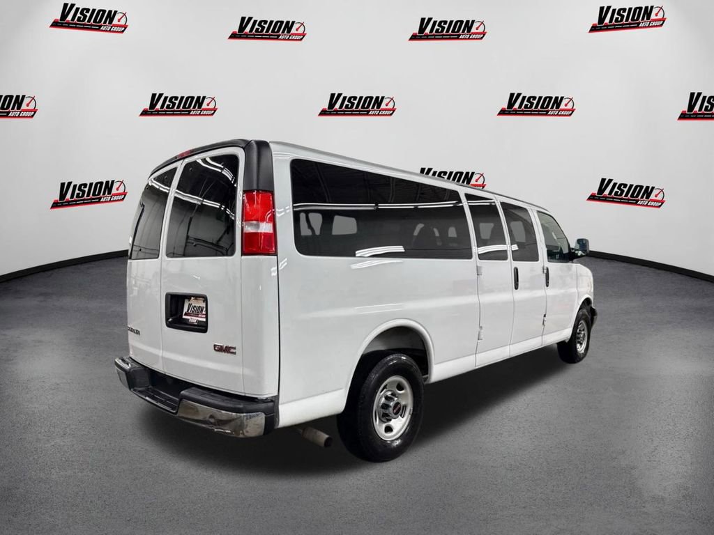 Used 2025 GMC Savana 3500 LT w/ LT Preferred Equipment Group RWD image 5
