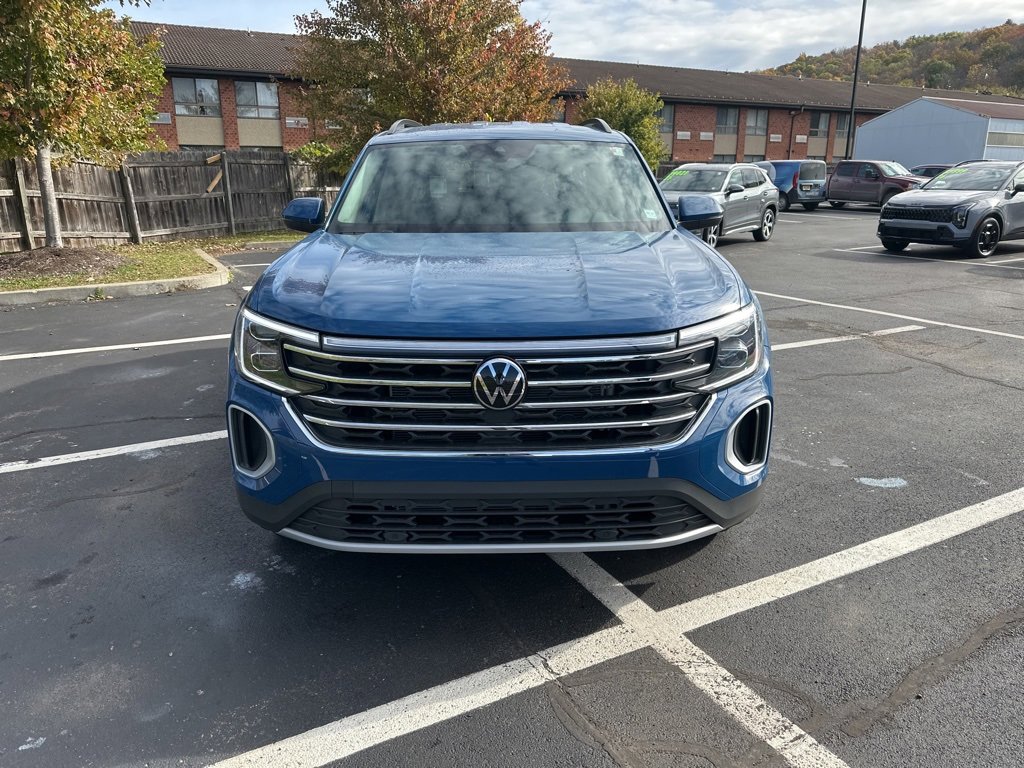 New 2026 Volkswagen Atlas SE image 1