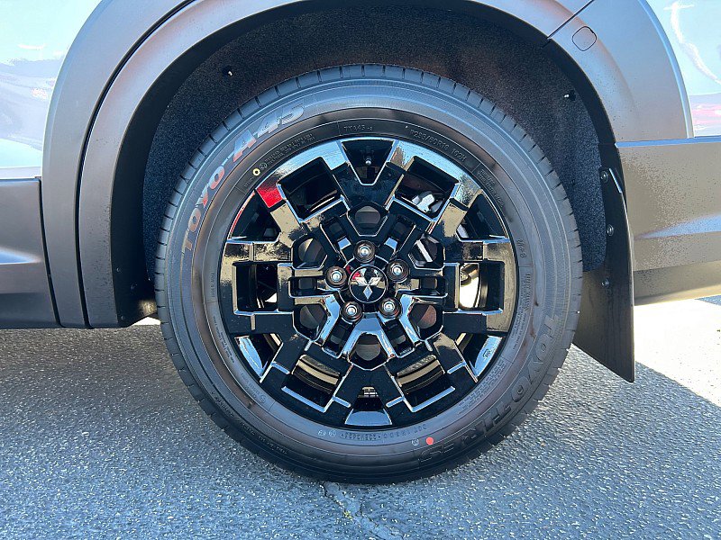 New 2026 Mitsubishi Outlander Trail Edition S-AWC image 16