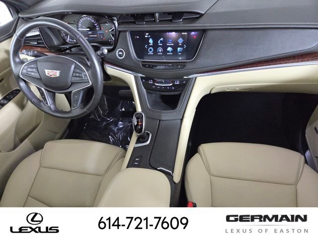 Used 2018 Cadillac XT5 Luxury w/ Driver Awareness Package image 32