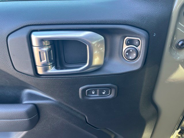 New 2026 Jeep Wrangler Unlimited Rubicon AWD/4WD image 12