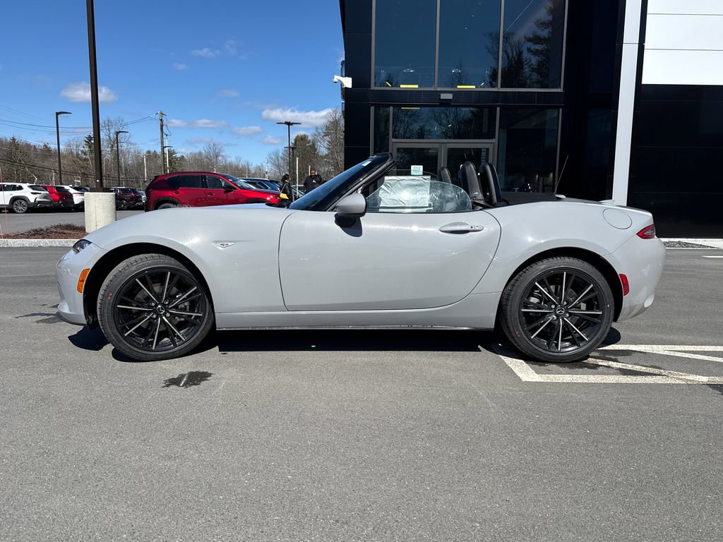 New 2026 MAZDA MX-5 Miata Grand Touring image 2