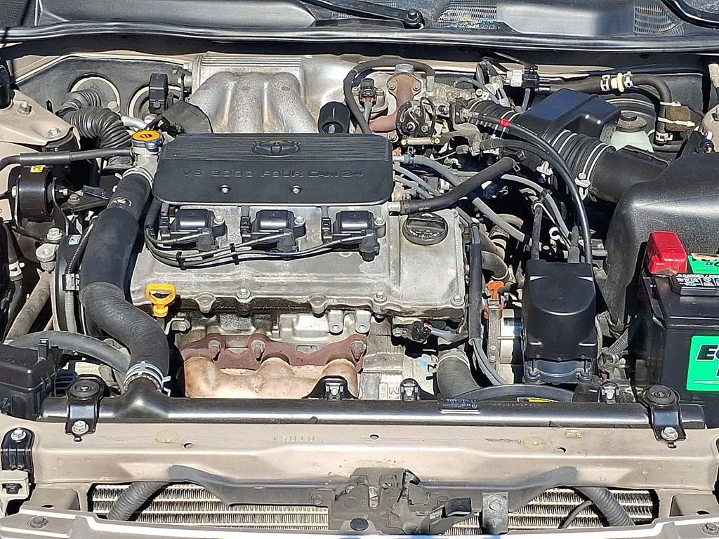 Used 1998 Toyota Camry LE FWD image 25