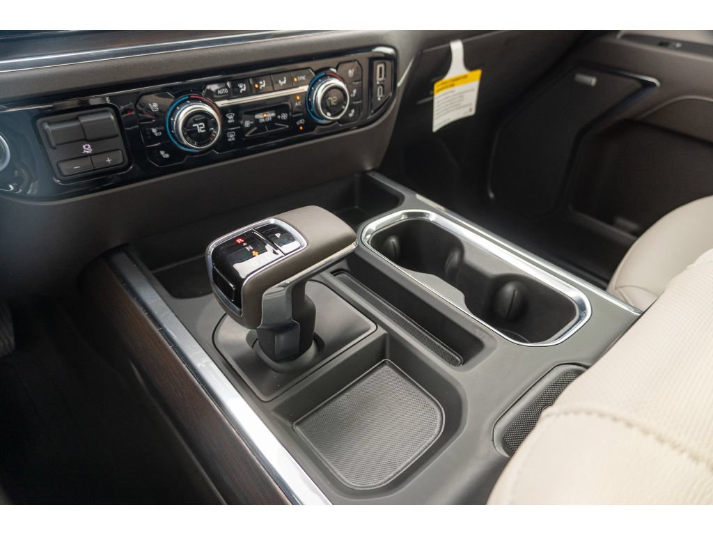 Used 2024 GMC Sierra 1500 SLT AWD/4WD image 25
