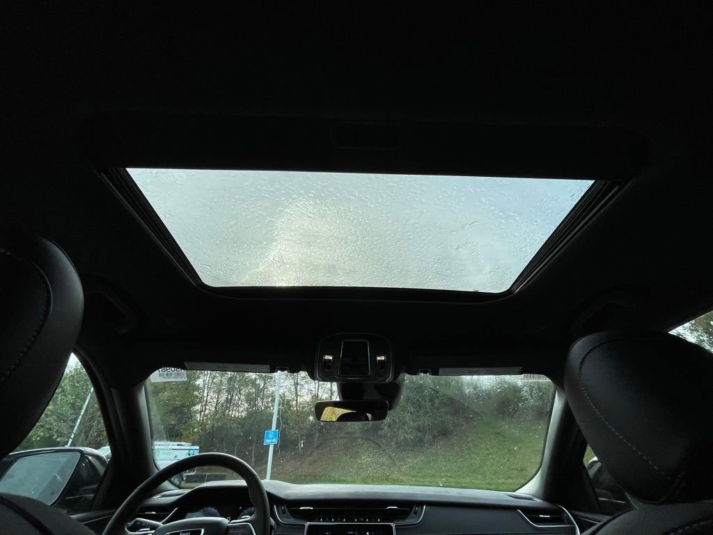 New 2025 Jeep Grand Cherokee L Altitude image 24