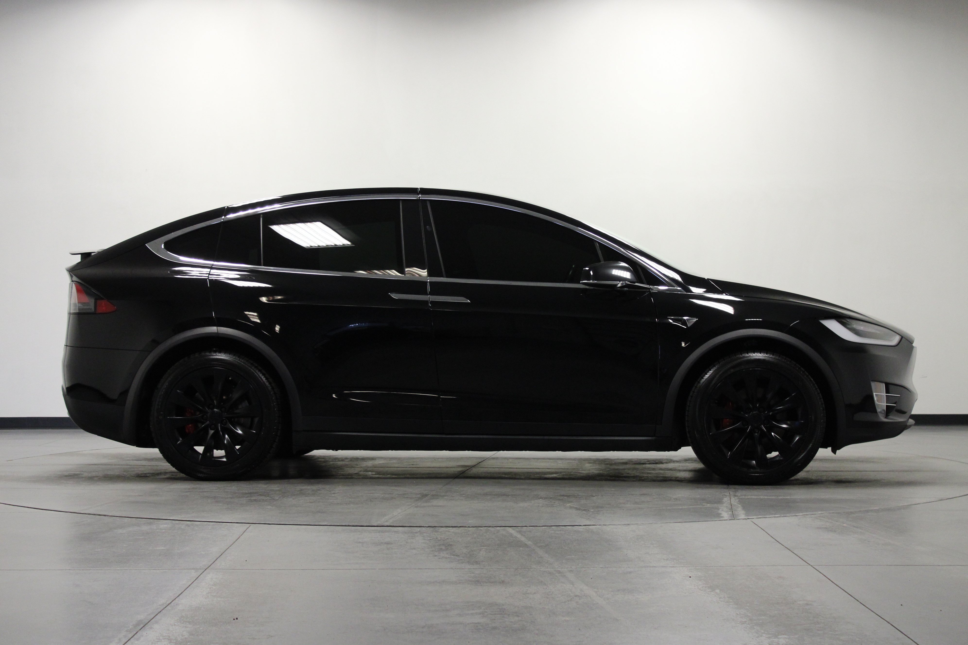 Used 2019 Tesla Model X Performance AWD/4WD image 3