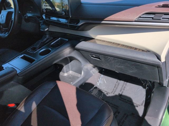 Certified 2022 Toyota Sienna Platinum image 33