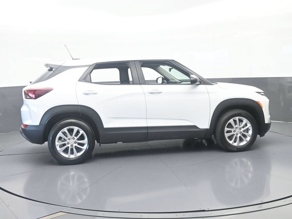 Used 2026 Chevrolet TrailBlazer LS FWD image 7