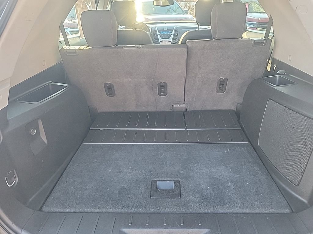 Used 2012 Chevrolet Equinox LS image 24