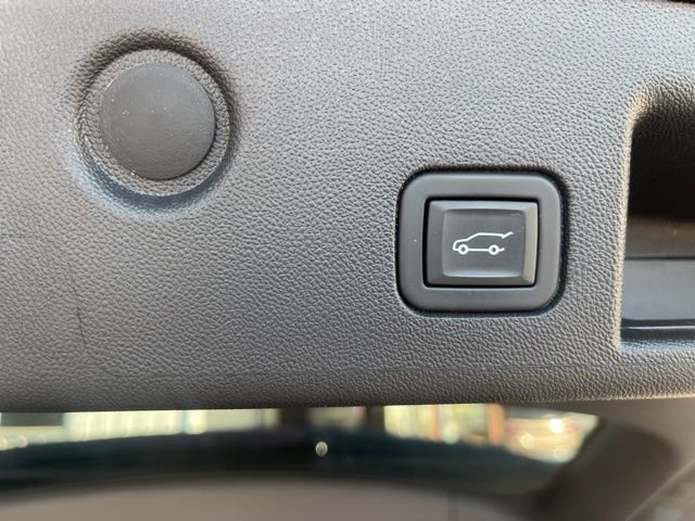 Used 2023 Chevrolet Equinox LT image 9