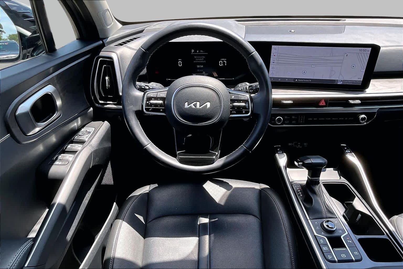 Certified 2024 Kia Sorento X-Line EX AWD/4WD image 6