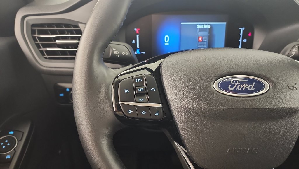 Used 2023 Ford Escape Active w/ Cold Weather Package FWD image 18