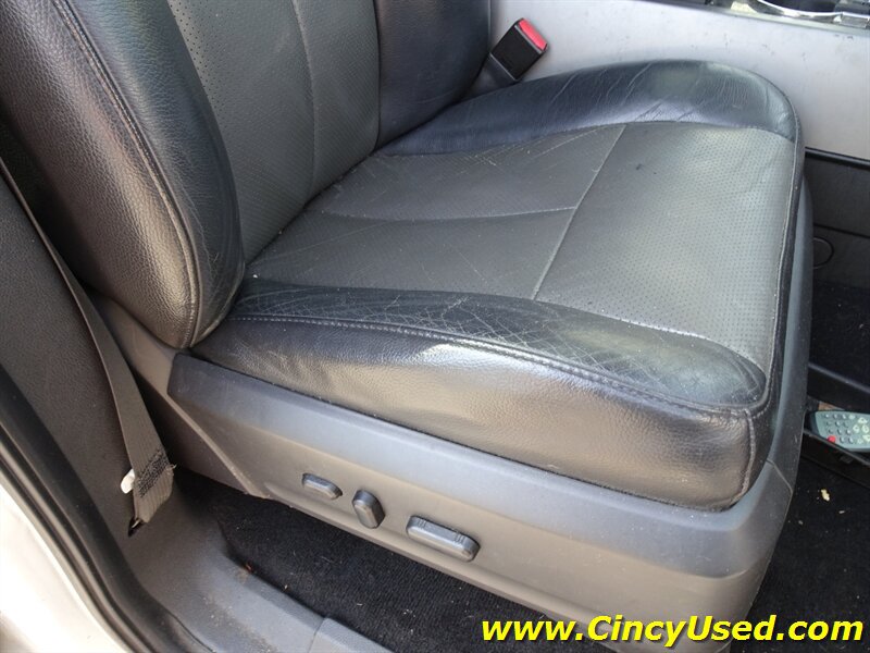 Used 2011 Ford Expedition EL XLT w/ 203A Rapid Spec Order Code AWD/4WD image 28