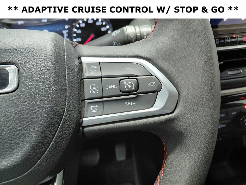 Used 2023 Jeep Compass Trailhawk w/ Trailhawk Convenience Group AWD/4WD image 8