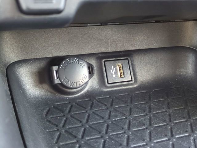 Used 2024 Toyota RAV4 XLE FWD image 19