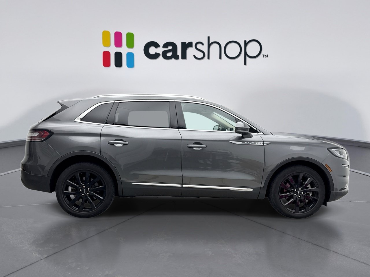 Used 2023 Lincoln Nautilus Reserve w/ Monochromatic Package AWD/4WD image 6