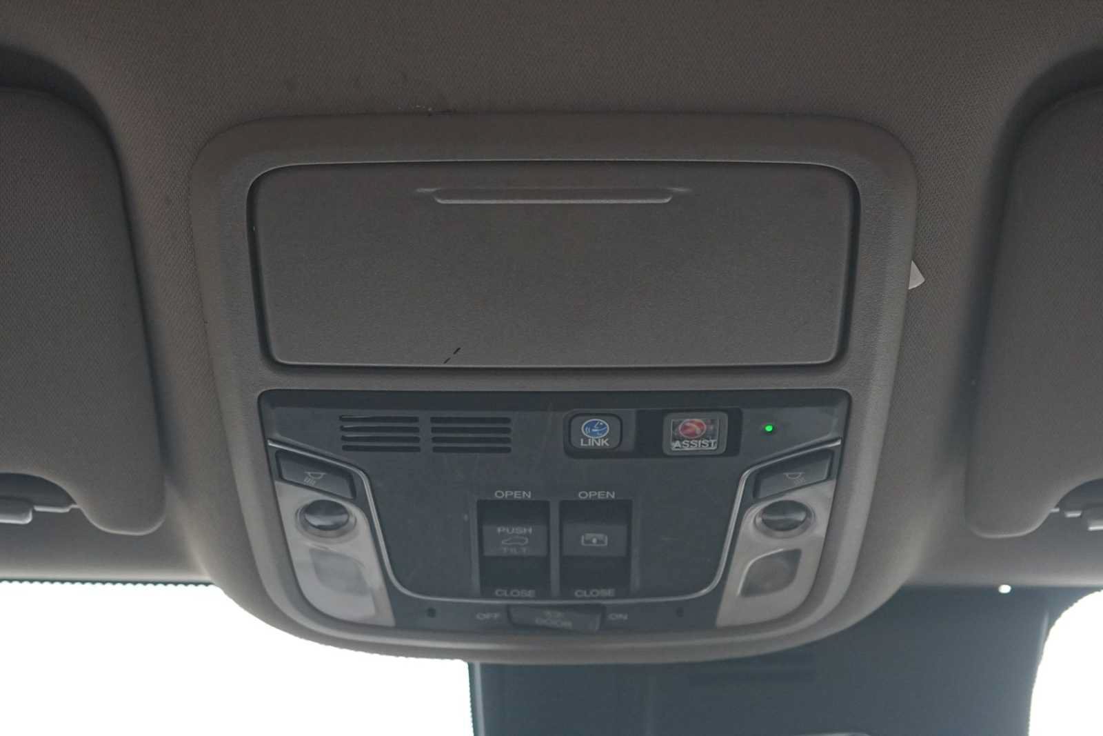 Used 2019 Honda Pilot Elite image 23