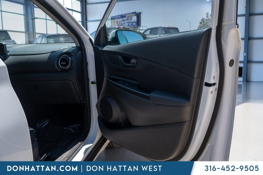 Used 2021 Hyundai Kona SEL Plus FWD image 26